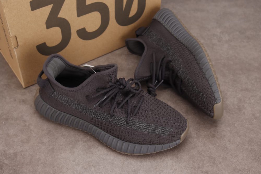 Yzy Boost 350 v2 Cinder Reflective - Image 10