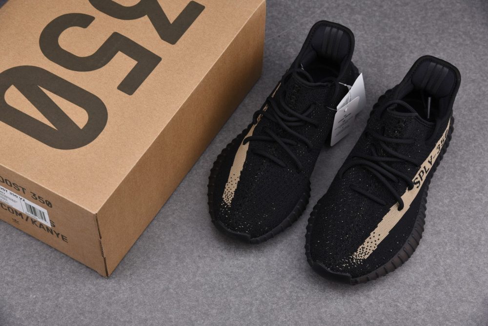 Yzy Boost 350 v2 Core Black Green - Image 10