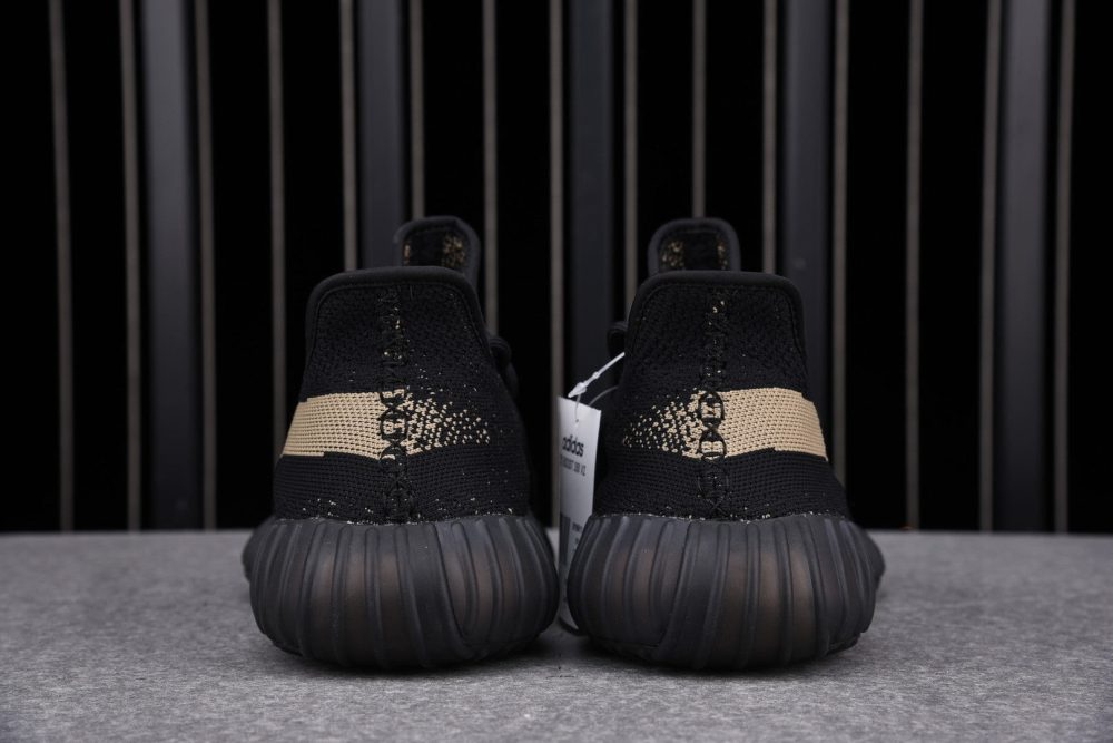 Yzy Boost 350 v2 Core Black Green - Image 6