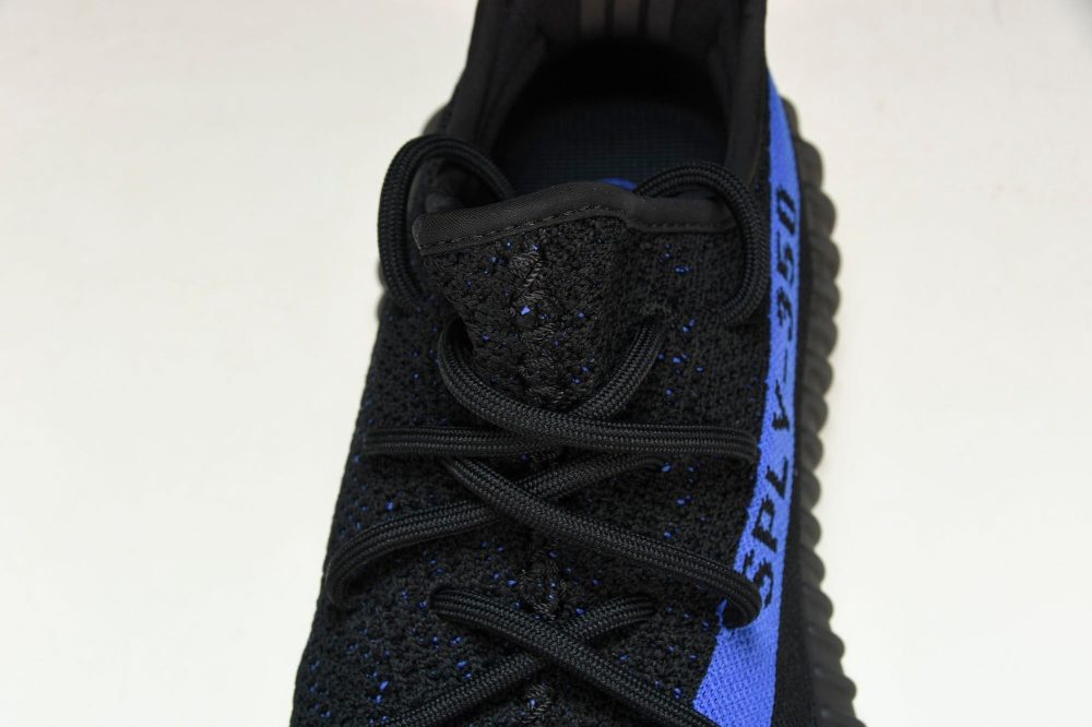 Yzy Boost 350 v2 'Dazzling Blue' - Image 11