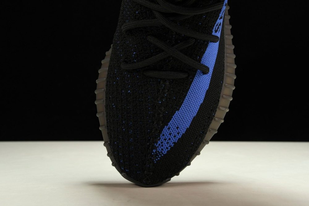 Yzy Boost 350 v2 'Dazzling Blue' - Image 6