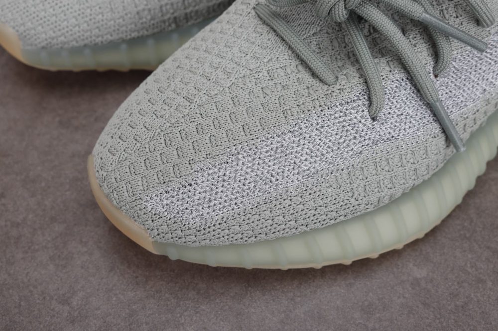 Yzy Boost 350 v2 Desert Sage - Image 9