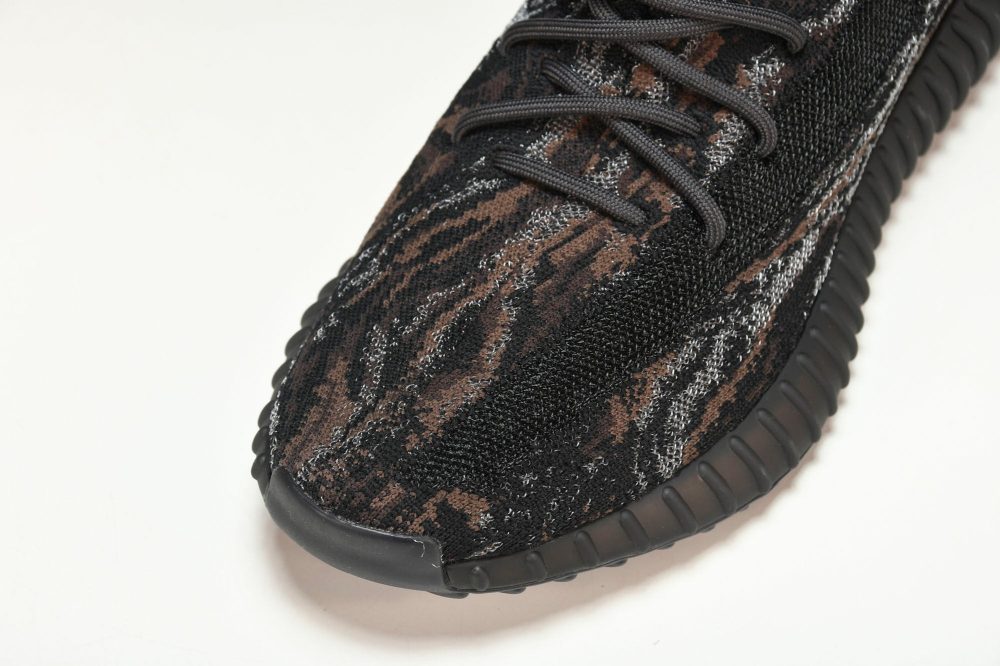 Yzy Boost 350 V2 'MX Rock' - Image 10