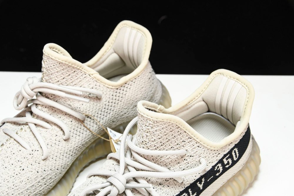 Yzy Boost 350 v2 'Slate' - Image 15