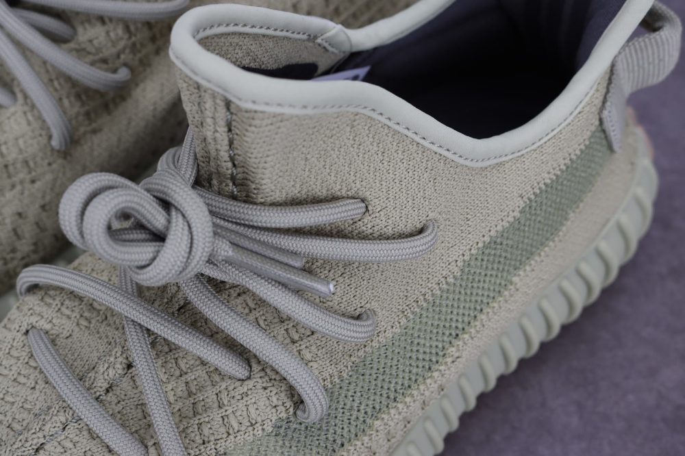 Yzy Boost 350 v2 Sulfur - Image 10