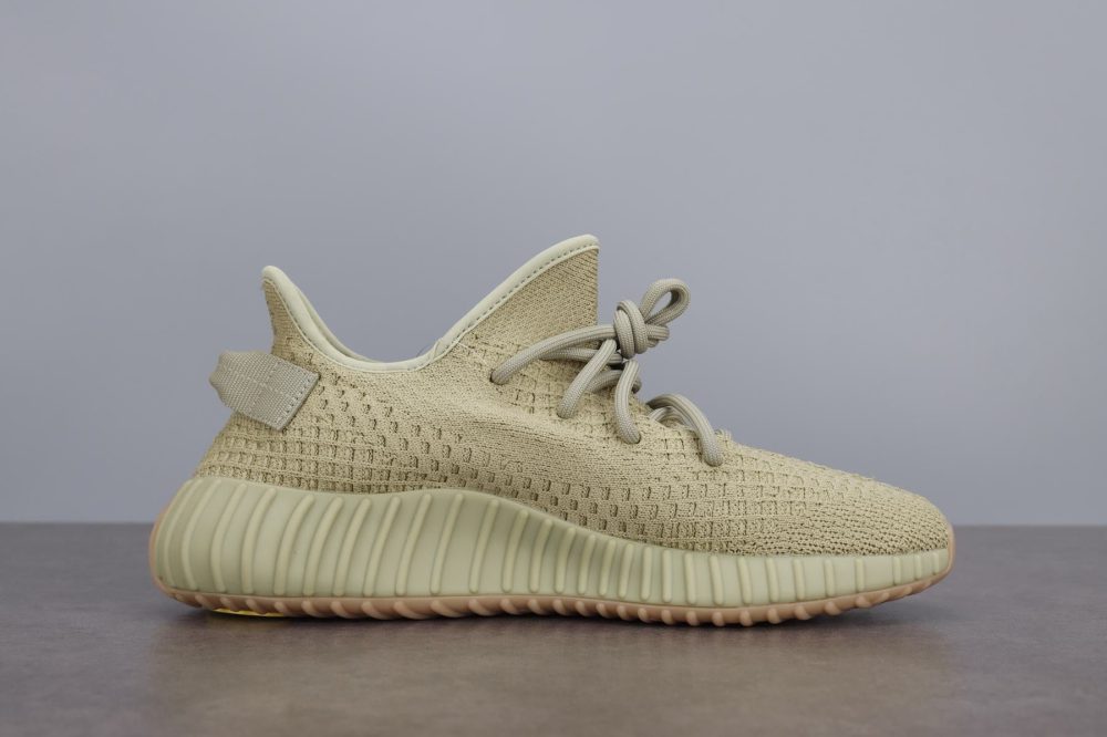 Yzy Boost 350 v2 Sulfur - Image 5