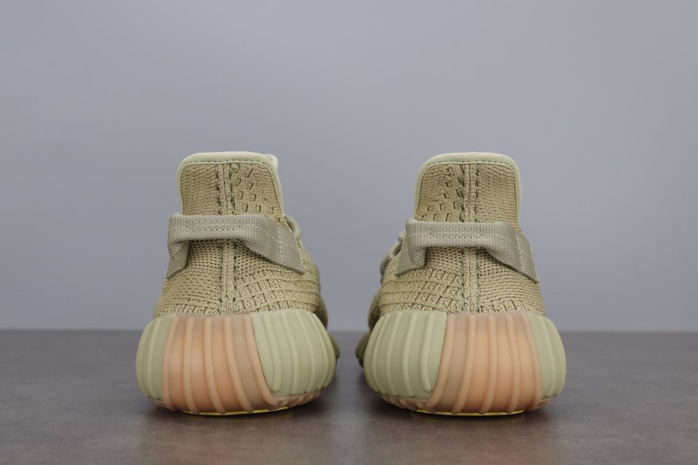 Yzy Boost 350 v2 Sulfur - Image 6