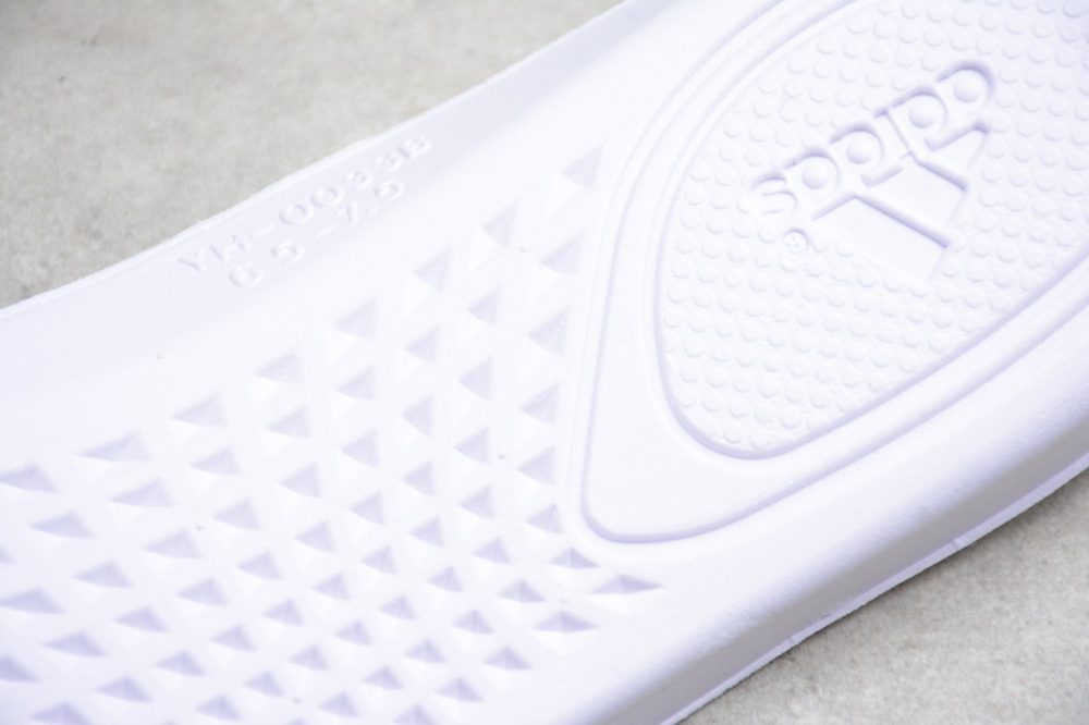 Yzy Boost 700 Magnet - Image 13