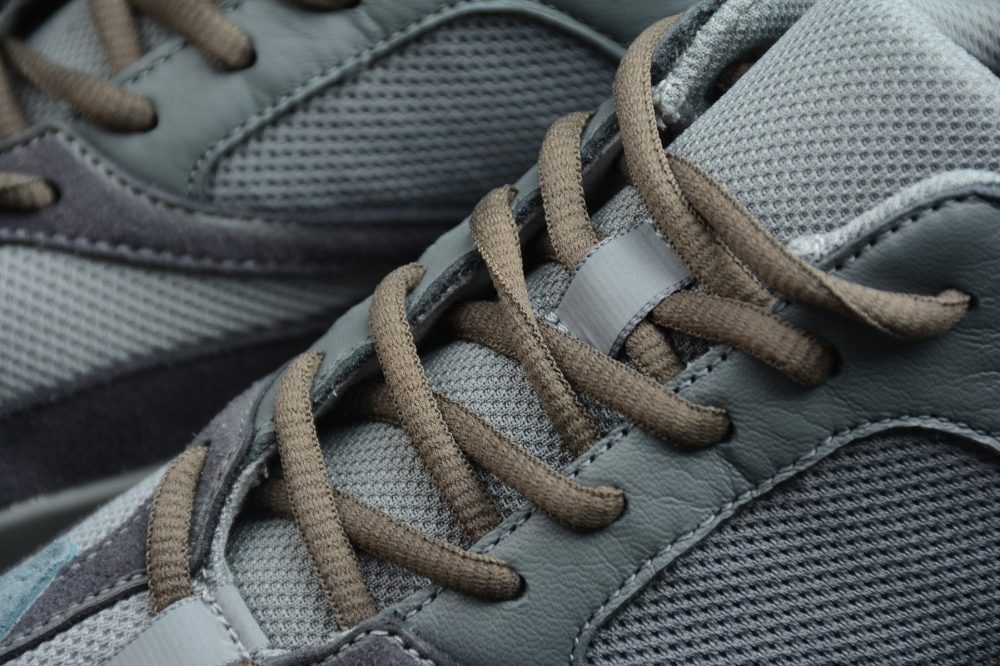 Yzy Boost 700 Teal Blue - Image 9